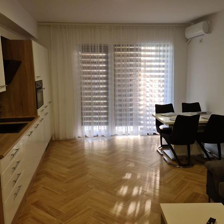 Apartament In Complex Rezidential In Oradea Lejlighed Eksteriør billede